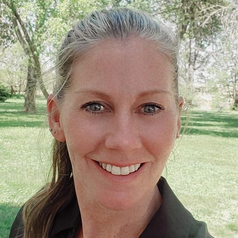 Lauren Banik headshot